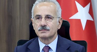 Uraloğlu: Suriye sınırındaki hatlar tren trafiğine açıldı