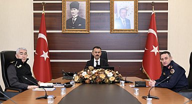 Vali Aktaş, VKS toplantısına katıldı