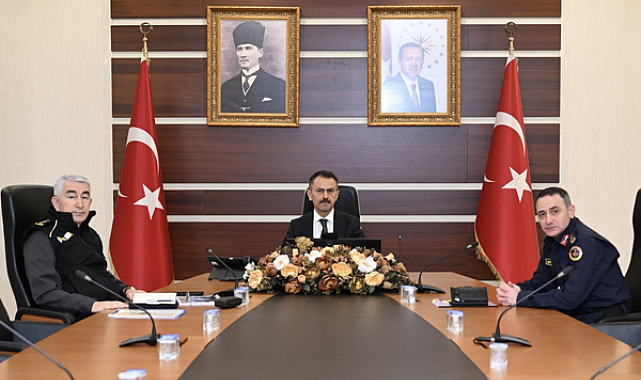 Vali Aktaş, VKS toplantısına katıldı