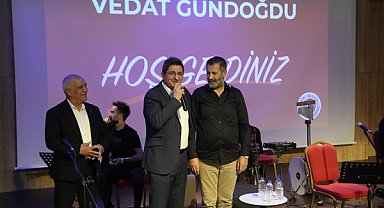 Vedat Gündoğdu, Kartal'da sahne aldı