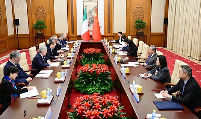 Wang Yi, İtalya Dışişleri Bakanı Antonio Tajani’yle görüştü