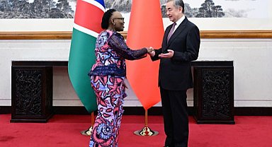 Wang Yi, Namibyalı mevkidaşıyla görüştü