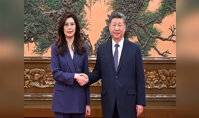 Xi Jinping, KMT Genel Başkanı Cheng Li-wun ile görüştü