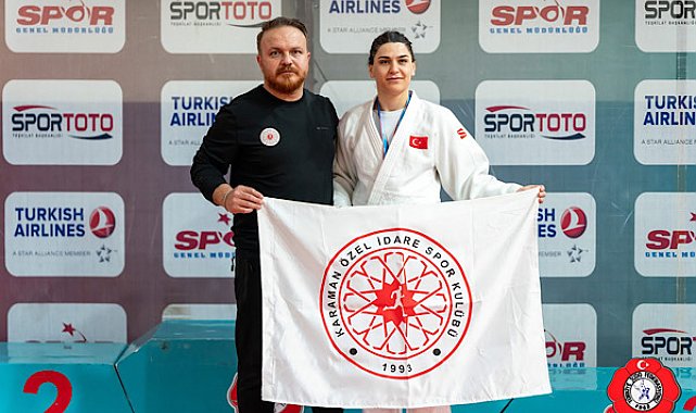 Zeynep Çelik, J2 60 kiloda Türkiye şampiyonu oldu