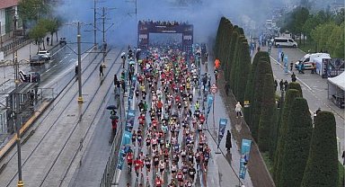 5.Uluslararası Konya Yarı Maratonu başladı