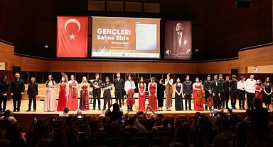 AASSM’de gençler sahne aldı