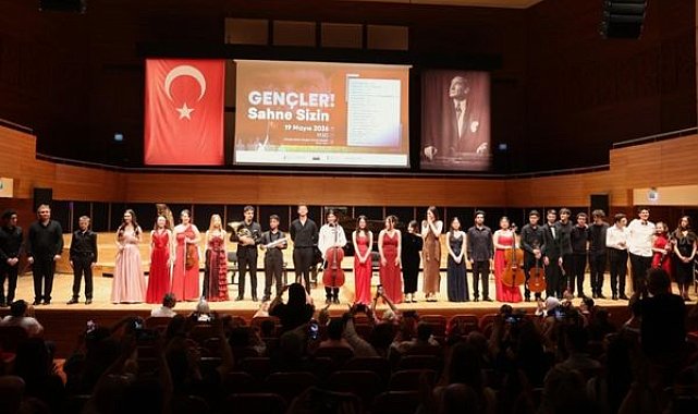 AASSM’de gençler sahne aldı