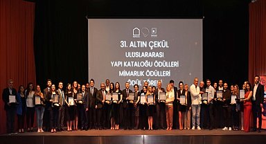 Akçansa’ya Altın Çekül’de sosyal sorumluluk ve yenilikçi ürün alanlarında çifte ödül
