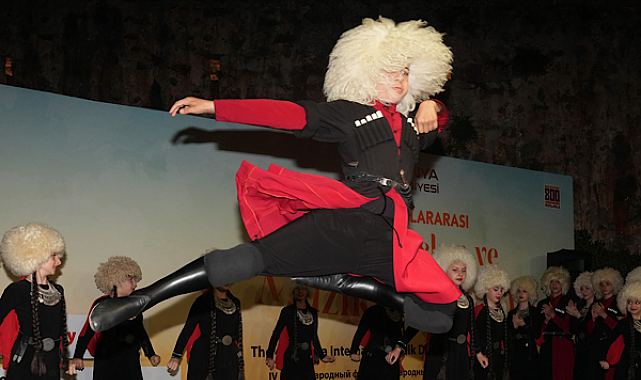 Alanya Uluslararası 4. Halk Dansları ve Müzik Festivali sona erdi