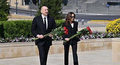 Aliyev, Azerbaycanlı çocukların anısına saygı duruşunda bulundu
