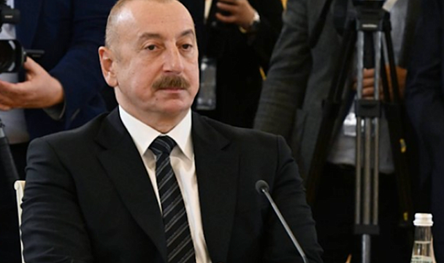 Aliyev, BAE Enerji ve Altyapı Bakanı el-Mezrui kabul etti