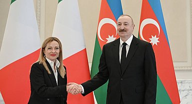 Aliyev, İtalya Başbakanı Meloni ile bir araya geldi