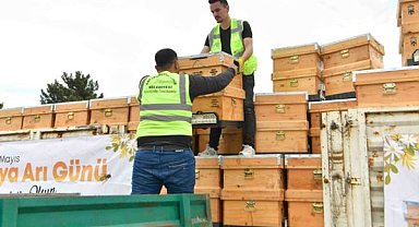Ankara Büyükşehir Belediyesi’nden 5 bin arı kovanı desteği