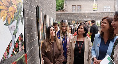 “Baharın Kadınları” sergisi Diyarbakır’da sanatseverlerle buluştu
