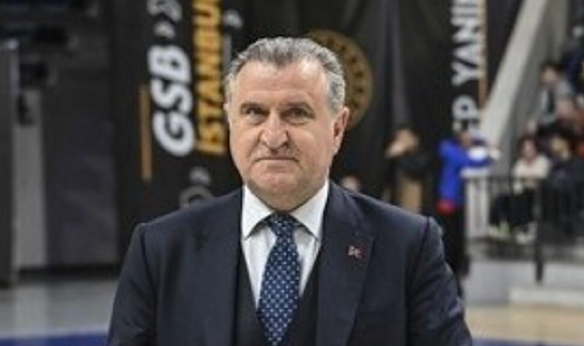 Bakan Bak’tan A Milli Takım kampına ziyaret