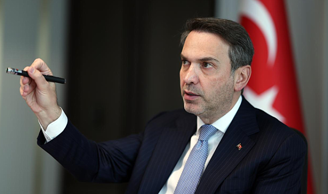 Bakan Bayraktar: Güçlü aile, dayanıklı toplum ve büyük Türkiye