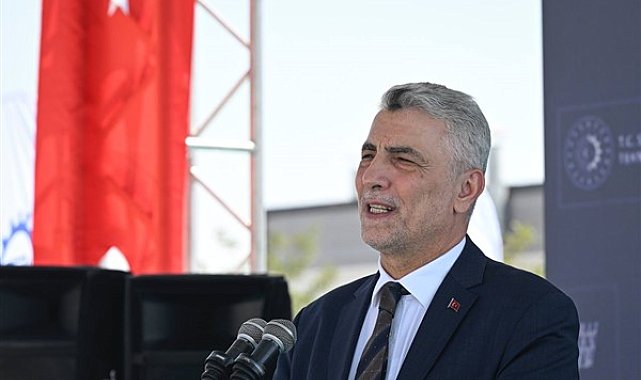 Bakan Bolat, Ticaret Bakanlığı personeliyle bayramlaştı