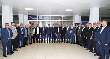 Başkan Genç, muhtarlarla bayramlaştı