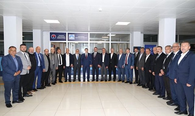 Başkan Genç, muhtarlarla bayramlaştı