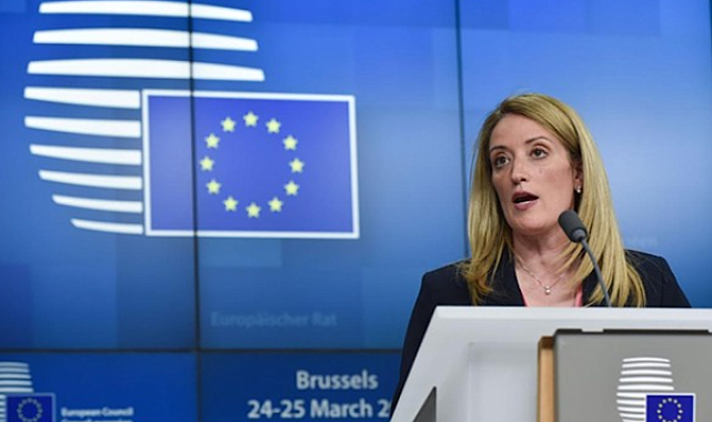 Başkan Metsola, BAE Federal Ulusal Konseyi Başkanı Ghobash ile görüştü