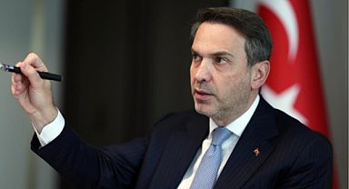 Bayraktar, Azerbaycan Enerji Bakanı Şahbazov ile bir araya geldi