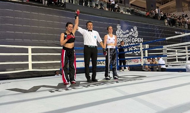 Belediye personeli Kick Boks Dünya Kupası’nda şampiyon oldu