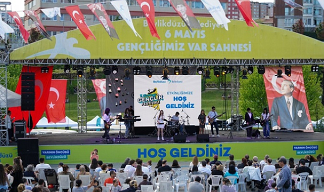 Beylikdüzü’nde Kırlangıç Gençlik Festivali başladı
