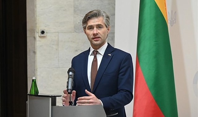 Budrys, Arnavutluk ile AB genişlemesi ve Ukrayna desteğini görüştü