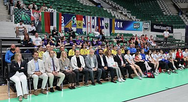 Bursa’da Uluslararası U16 Kızlar Basketbol Turnuvası düzenlendi