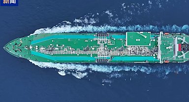 Çin’in yerli teknolojiyle donatılan ilk büyük LNG gemisi teslim edildi