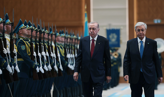 Cumhurbaşkanı Erdoğan, Astana’da resmî törenle karşılandı