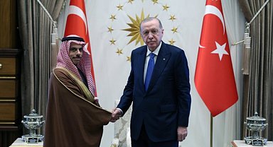 Cumhurbaşkanı Erdoğan, Suudi Arabistan Dışişleri Bakanı Ferhan’ı kabul etti