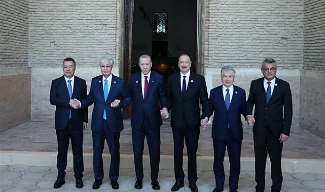 Cumhurbaşkanı Erdoğan, Türkistan’da kültürel gezi programına katıldı