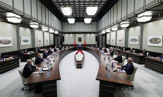 Cumhurbaşkanlığı kabinesi, Cumhurbaşkanı Erdoğan başkanlığında toplandı