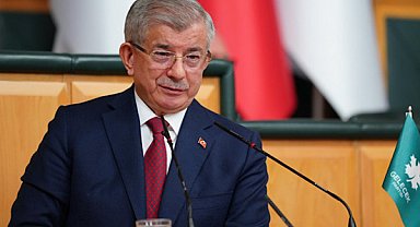 Davutoğlu: Siyasette ahlaki çürüme yaşanıyor