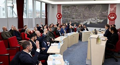 Derince Belediyesi filosuna 12 yeni araç ekliyor