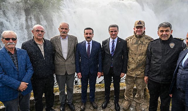 Erzurum Valisi Baruş, Tortum Şelalesi’ni ziyaret etti
