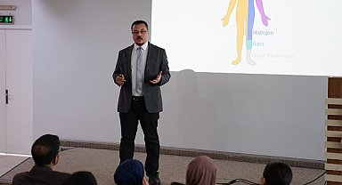 Esenyurt’ta “Yapay Zeka Çağında Yetenek Yönetimi” semineri düzenlendi