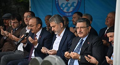 Eski AK Parti Trabzon Milletvekili Mustafa Cumur kabri başında anıldı
