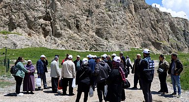 Eski Van Şehri’nde doğa yürüyüşü düzenlendi