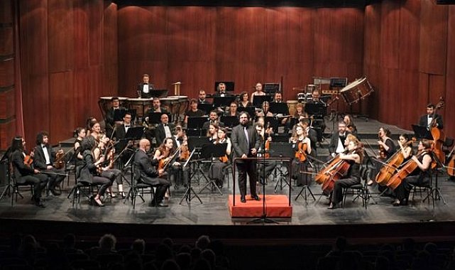 Eskişehir Senfoni Orkestrası’ndan Türkiye prömiyerli konser