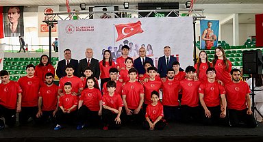 Giresun’da 19 Mayıs Atatürk’ü Anma, Gençlik ve Spor Bayramı kutlandı