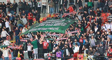 Gölcükspor, 3'üncü lig için final maçına çıkacak