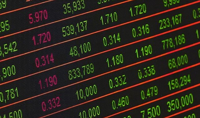 Hisse senedi piyasaları güne karışık başladı