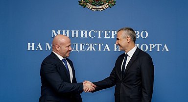 İliev, Bulgaristan Gençlik ve Spor Bakanlığı görevini Keryazov'a devretti