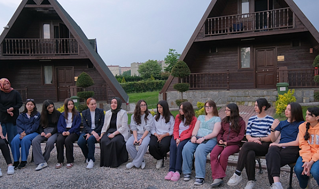 İnegöl’de Gençlerin TÜBİTAK Bilim Kampı başladı