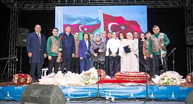 İzmir–Bakü kardeşlik bağının 40'ıncı yılı Kültürpark’ta kutlandı