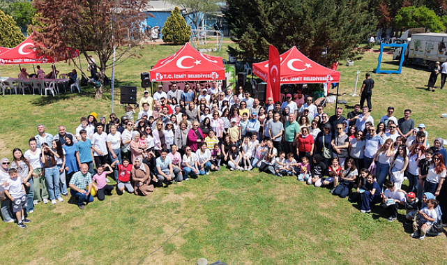 İzmit Belediyesi Çınar Akademisi Ailesi pilav gününde buluştu