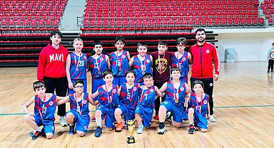 Karaman Özel İdare Spor Kulübü Basketbol Takımı, Konya'da üçüncü oldu