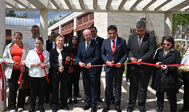 Kırşehir’de Uluslararası Sanat Çalıştayı galası açılışı yapıldı